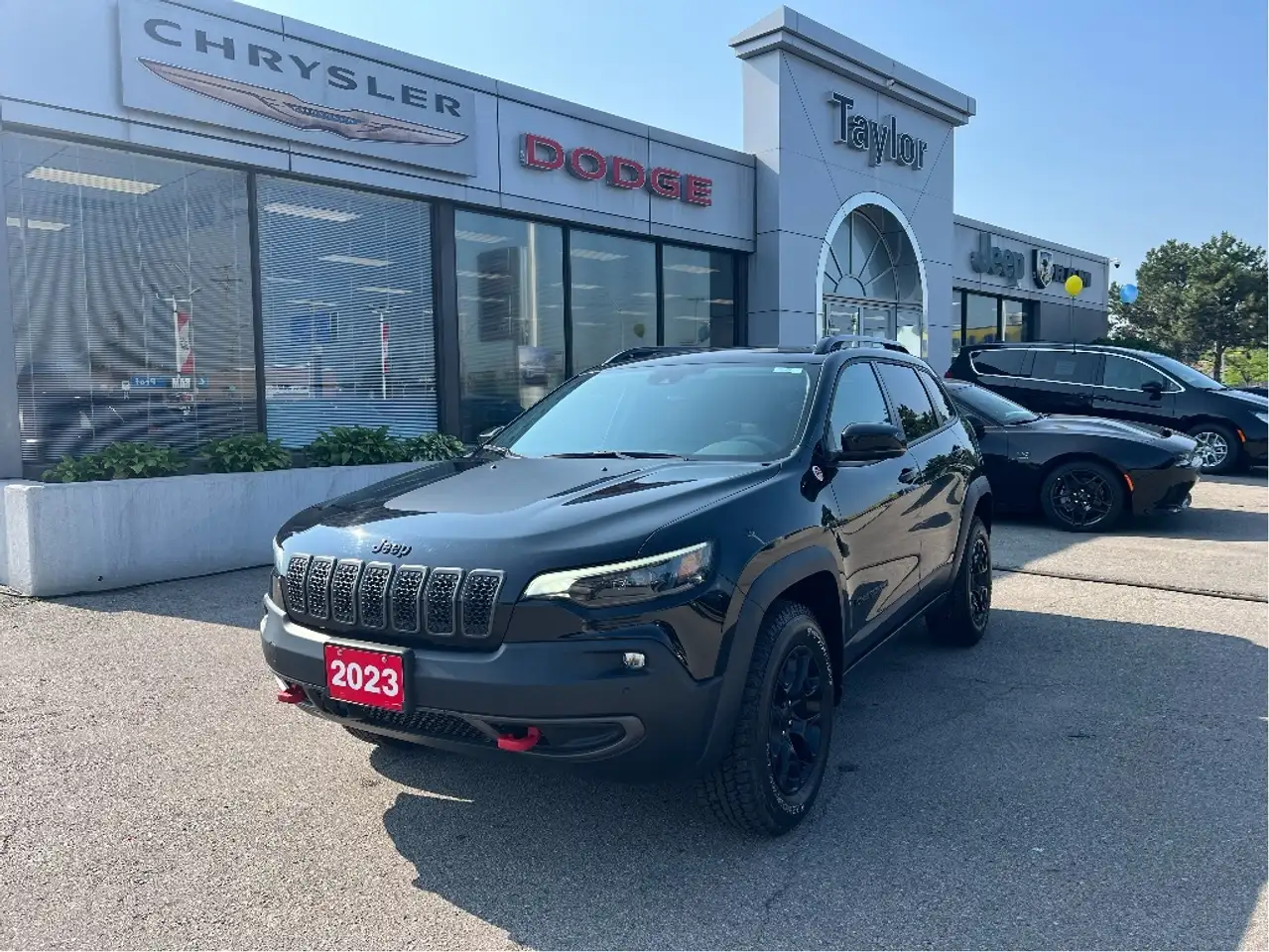 Jeep Cherokee снимка Jeep Cherokee