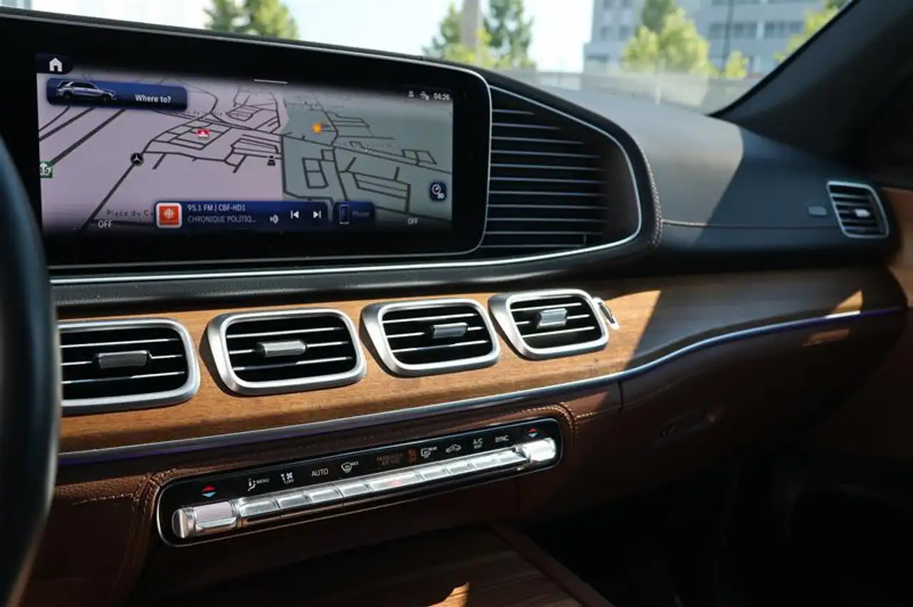 Mercedes-Benz GLE photo Mercedes-Benz GLE