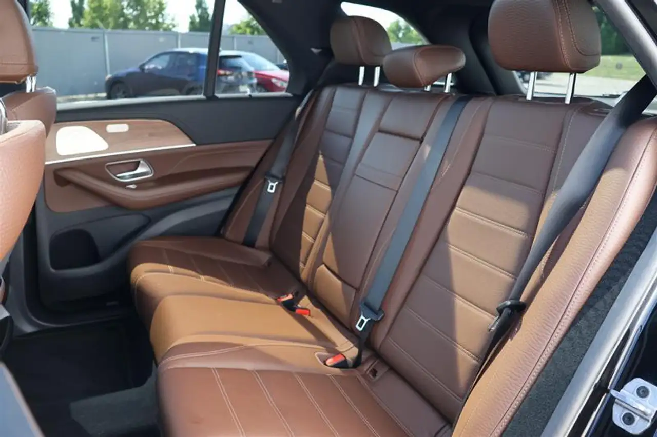 Mercedes-Benz GLE photo Mercedes-Benz GLE