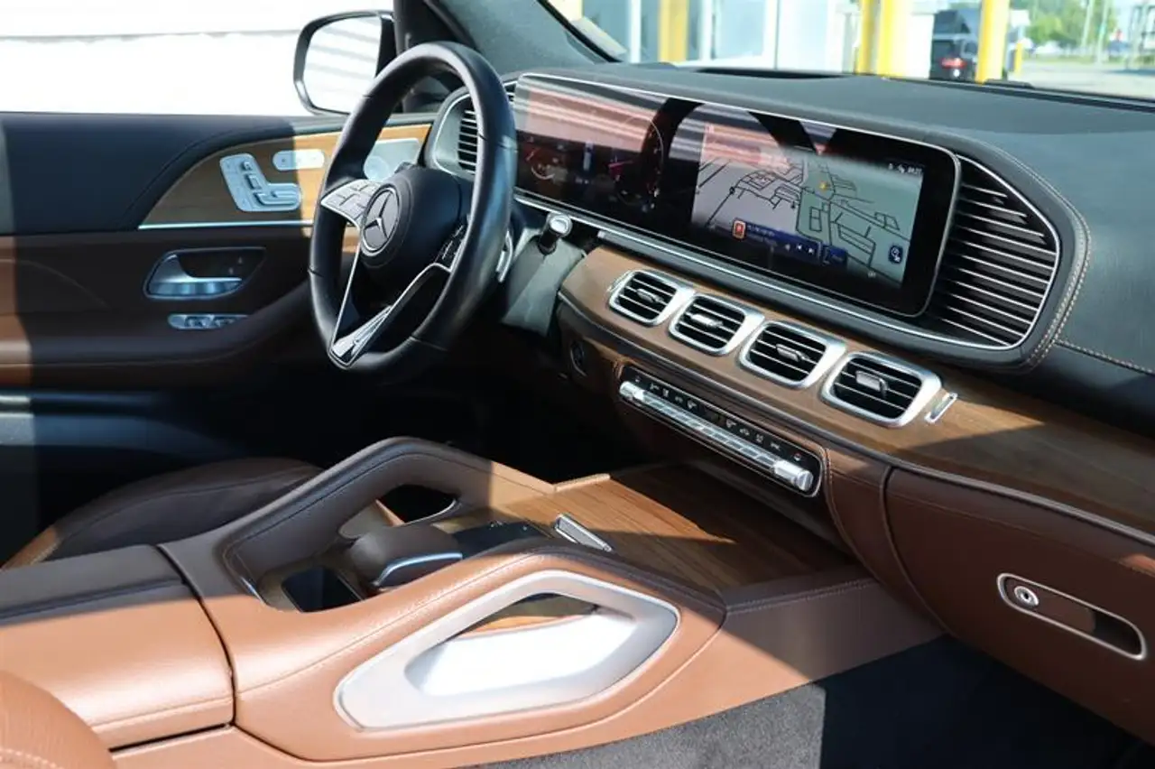 Mercedes-Benz GLE photo Mercedes-Benz GLE