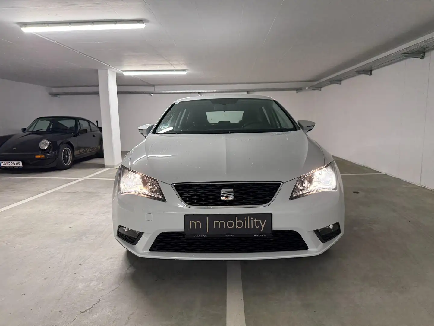 SEAT Leon 1.2 TSI Parksensoren, AHK, Weiß - 1