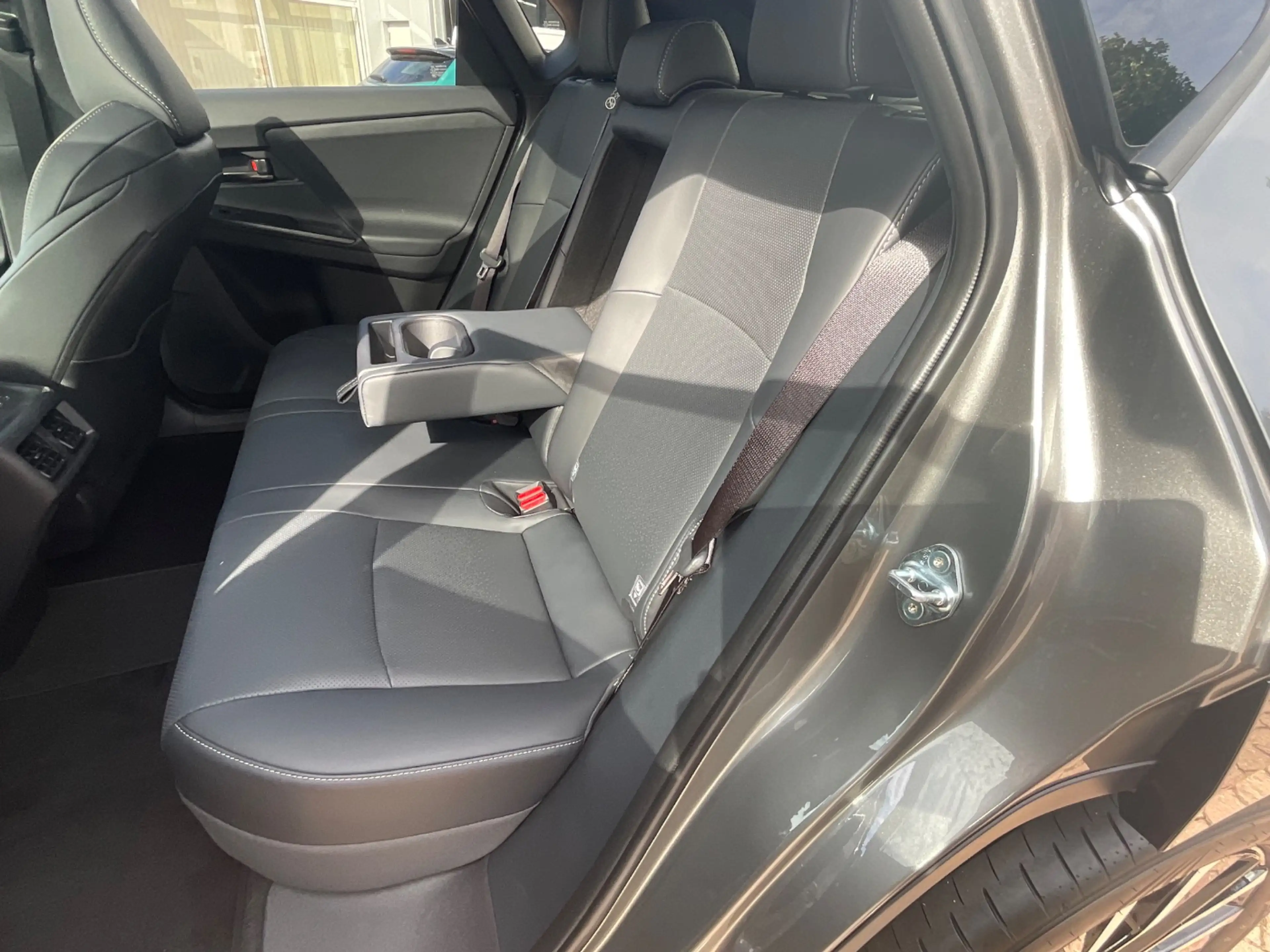 Toyota bZ4X FWD Lounge ACC+LED+Navi+SHZ+2xKlima+360+PDC — photo 13