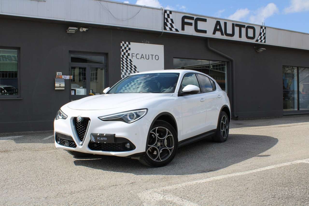 Alfa Romeo Stelvio 2.2 Turbodiesel 210 CV AT8 Q4 Executive
