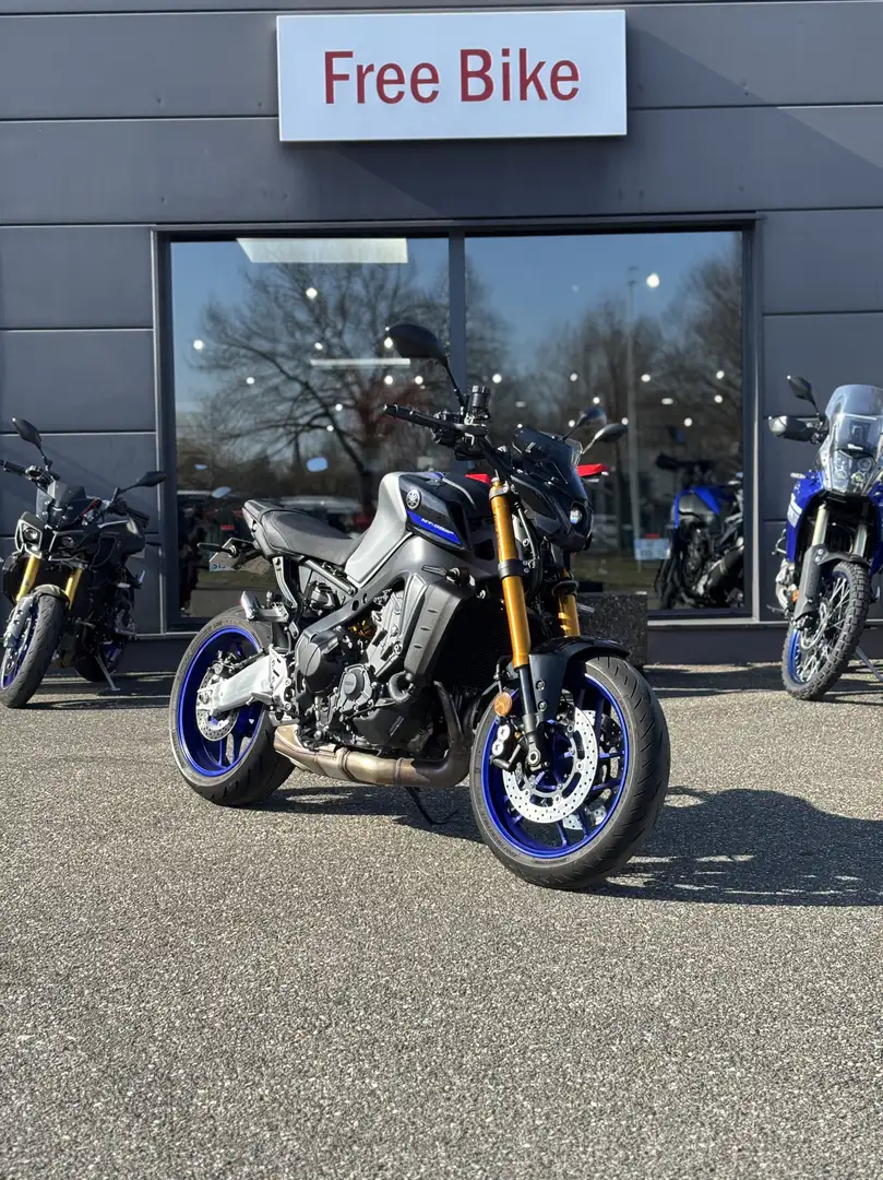 Yamaha MT-09 - 1