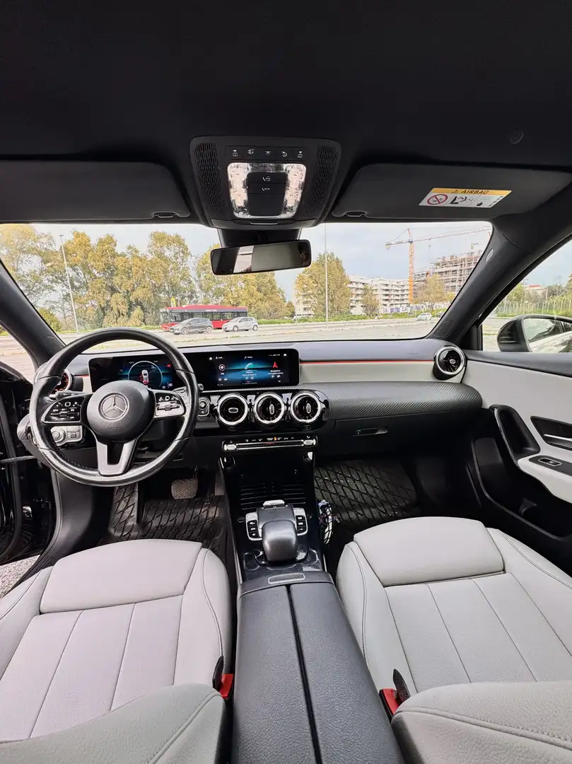 Mercedes-Benz A 180 - 1