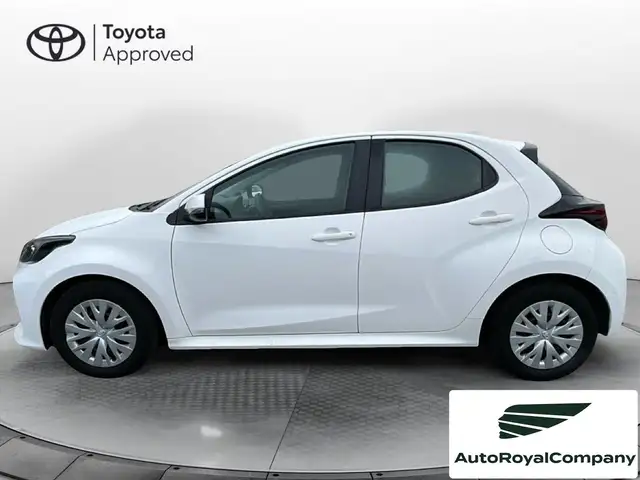 Toyota Yaris view 7