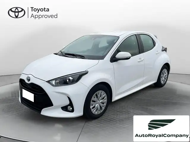 2022 Toyota Yaris in White for sale