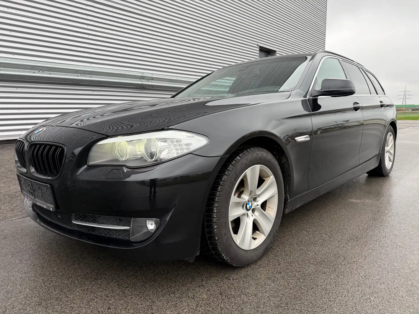 BMW 520 d Touring Österreich-Paket Aut. ID:80 Noir - 2