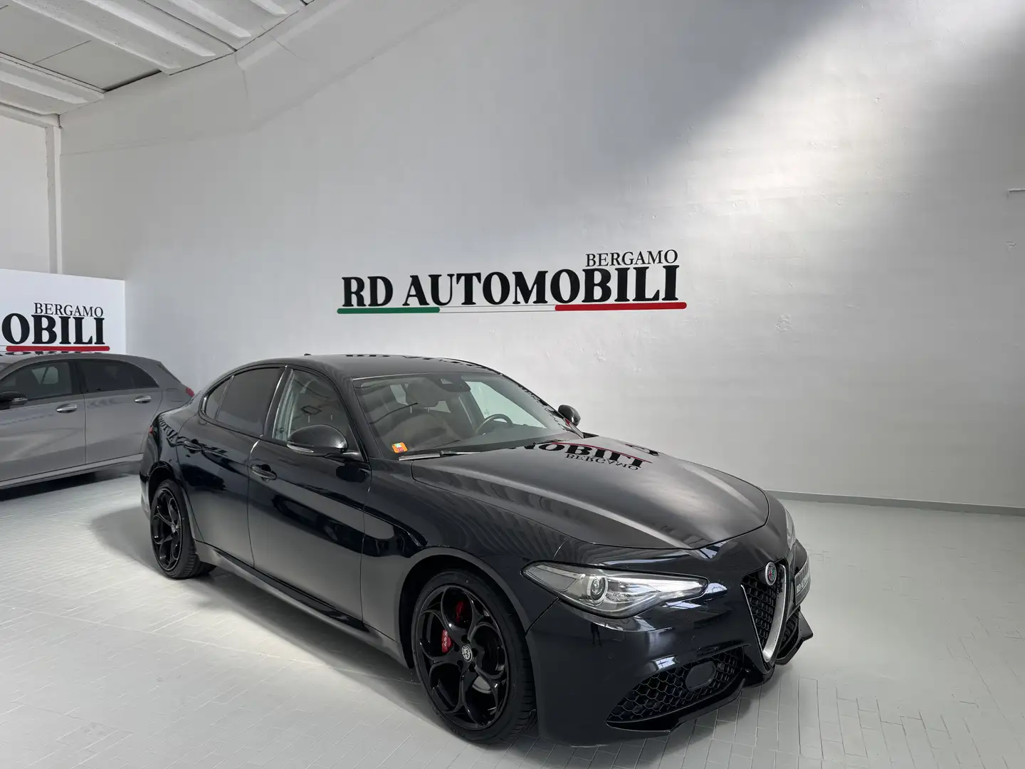 Alfa Romeo Giulia Giulia 2.2 t Veloce Q4 210cv TOTAL BLAK Nero - 1