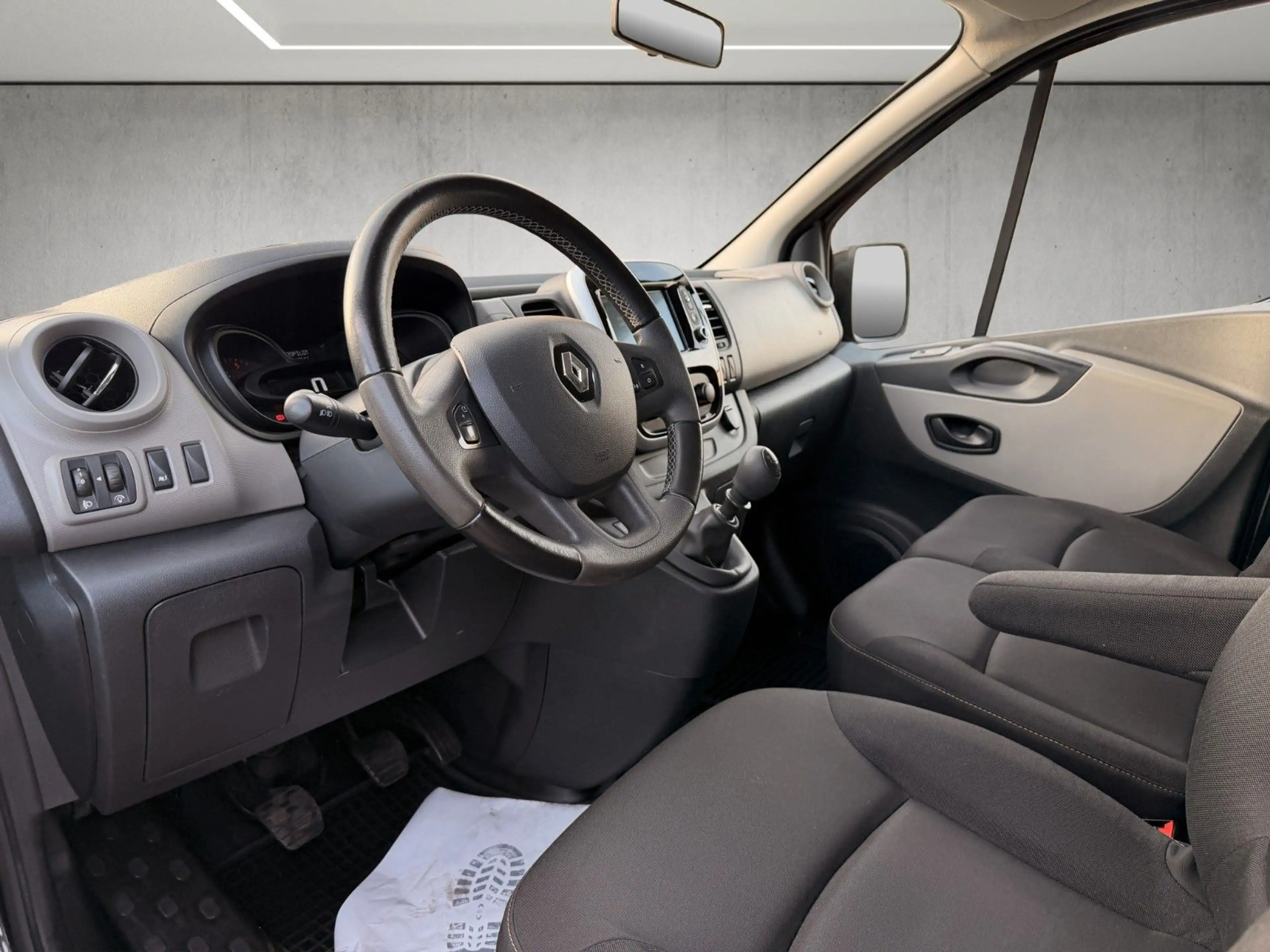 Renault Trafic Combi L2H1 Expression*8-Sitzer*Navi*Klima — photo 6