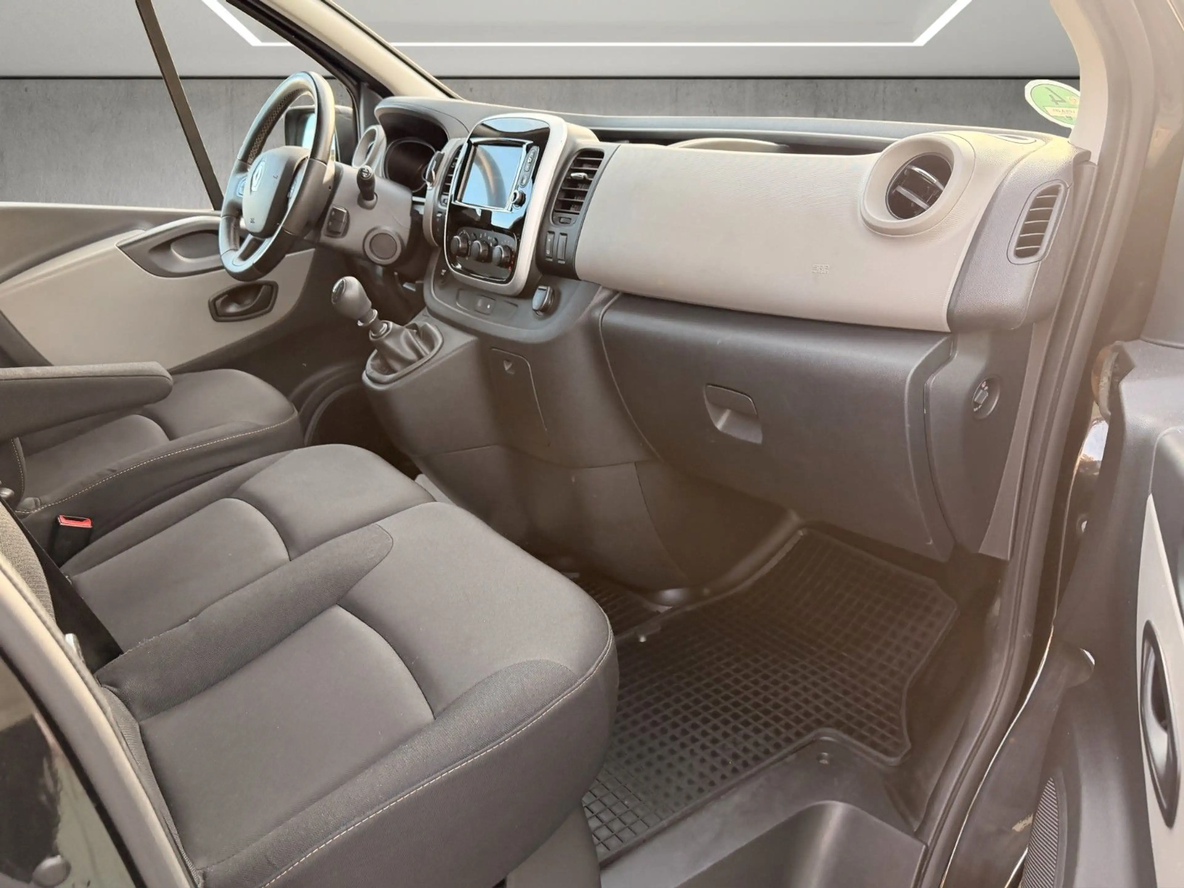 Renault Trafic Combi L2H1 Expression*8-Sitzer*Navi*Klima — photo 8