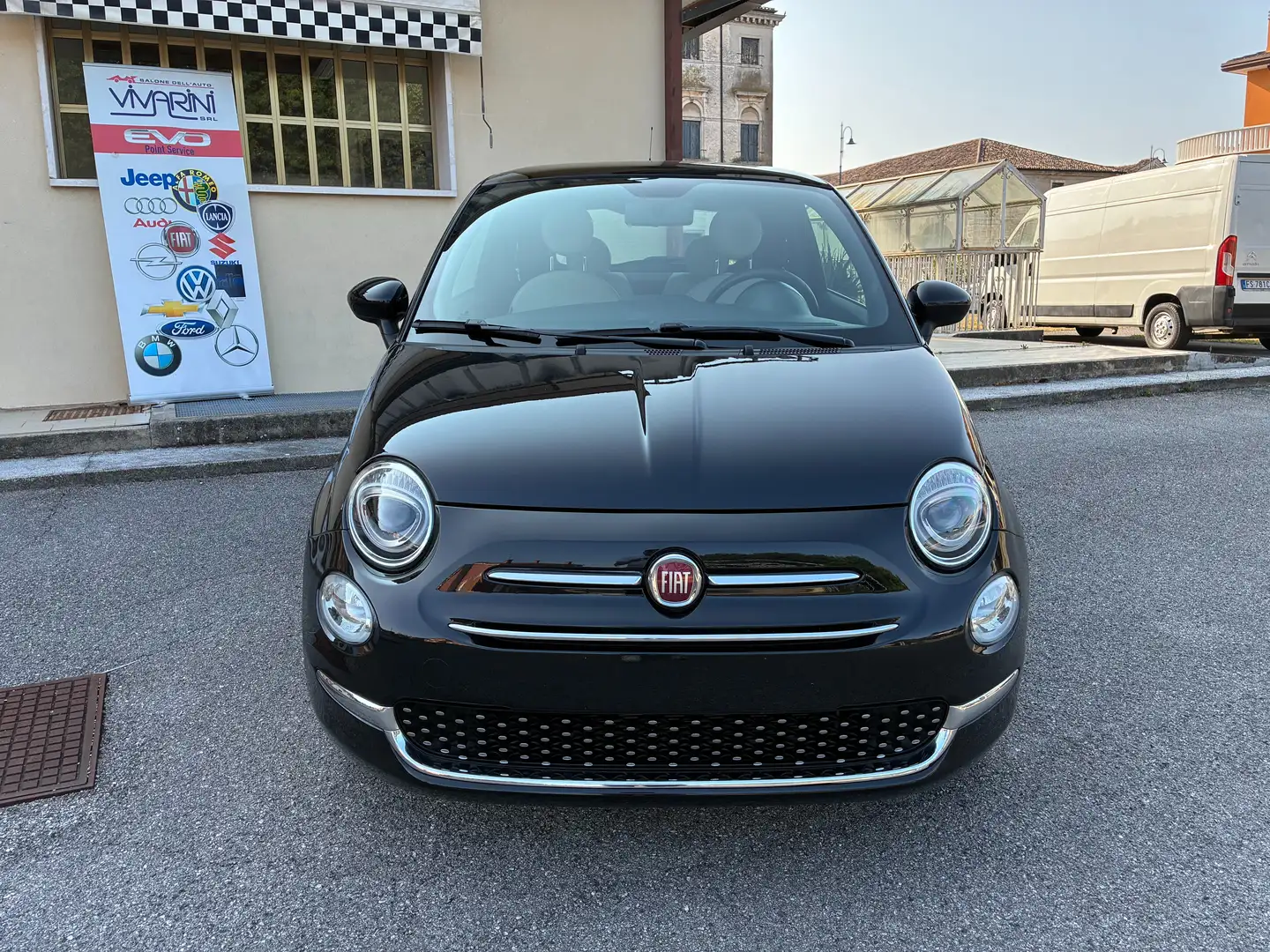 Fiat 500 1.0 Hybrid Dolcevita Schwarz - 2