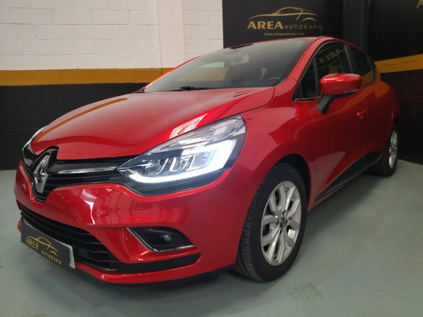 Renault Clio TCe GPF Energy Limited 66kW Lila - 1