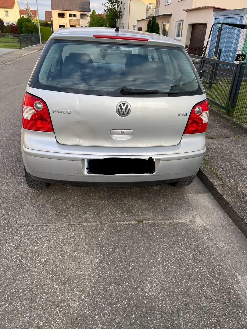 Volkswagen Polo Plus Сірий - 2