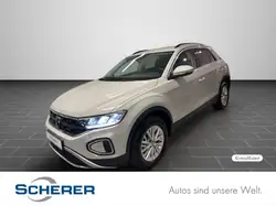 Volkswagen T-Roc 1.5 TSI DSG Life, Navi, Keyless, APP, ACC,