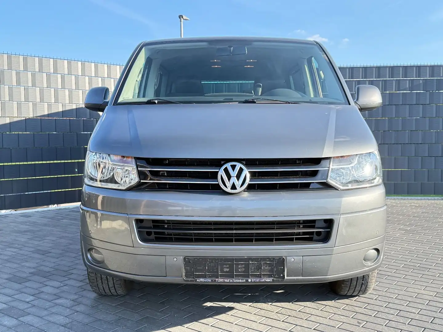 Volkswagen T5 Multivan 2.0 TDI*DSG*LEDER*NAVI*PDC*7-SITZE Grau - 2