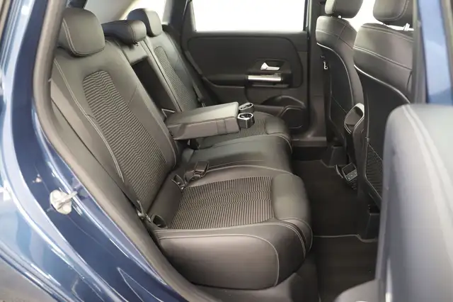 Mercedes-Benz B Class view 12