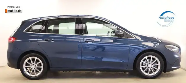 Mercedes-Benz B Class view 5