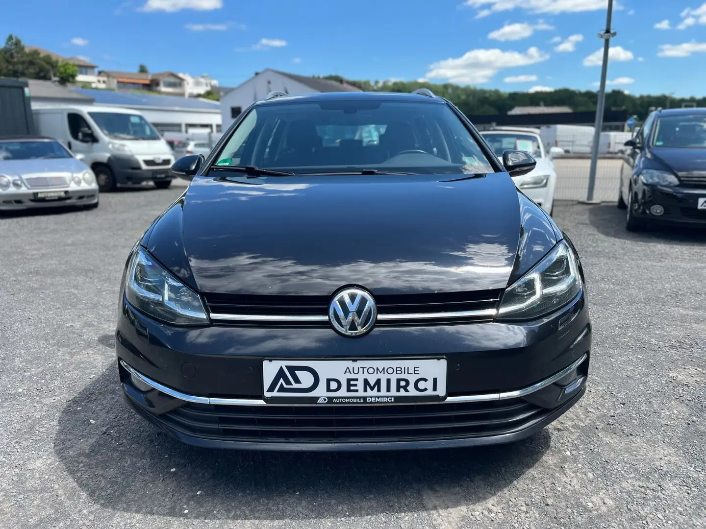 Volkswagen Golf VII Variant Highline BMT/Start-Stopp*NAVI* Zwart - 2