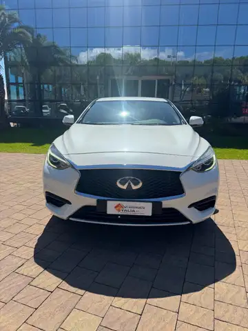 Infiniti Q30 1.5 diesel Business Executive