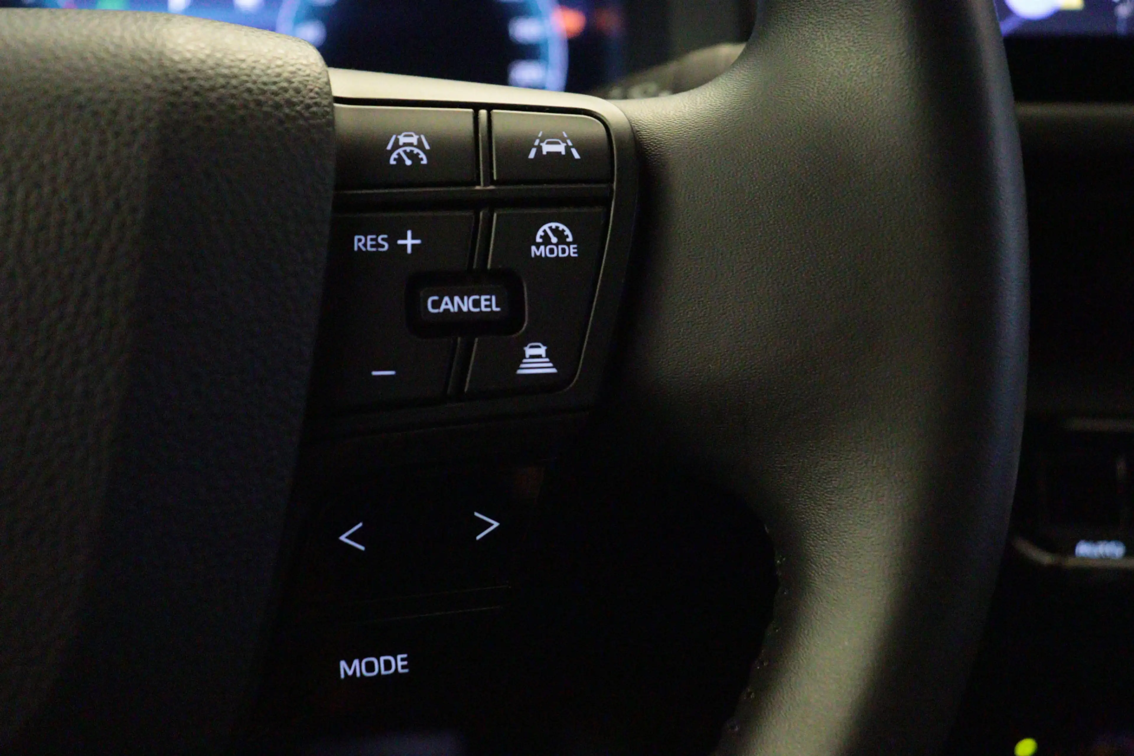 Toyota C-HR 2.0 Plug-in Hybrid 220 Business | APPCONNECT | CAM — photo 11
