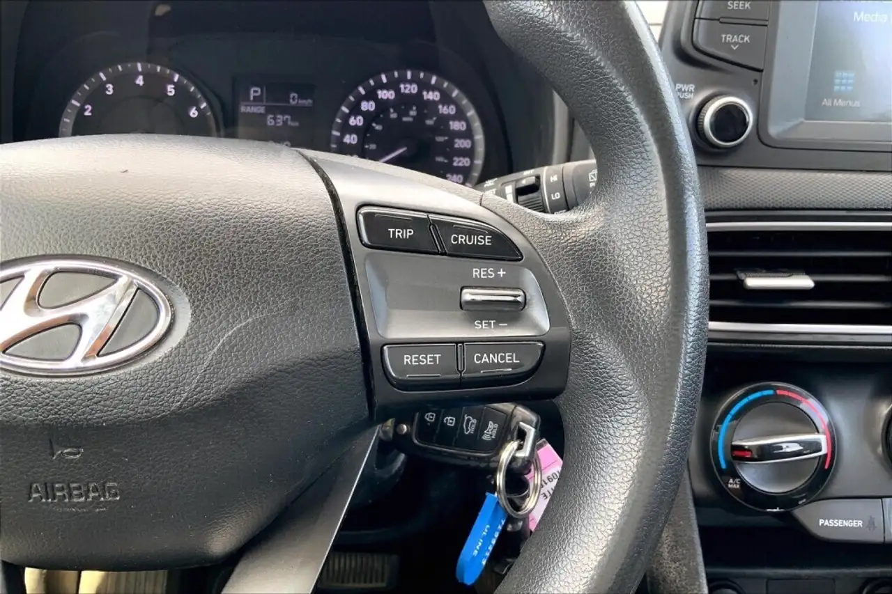 Hyundai KONA снимка Hyundai KONA