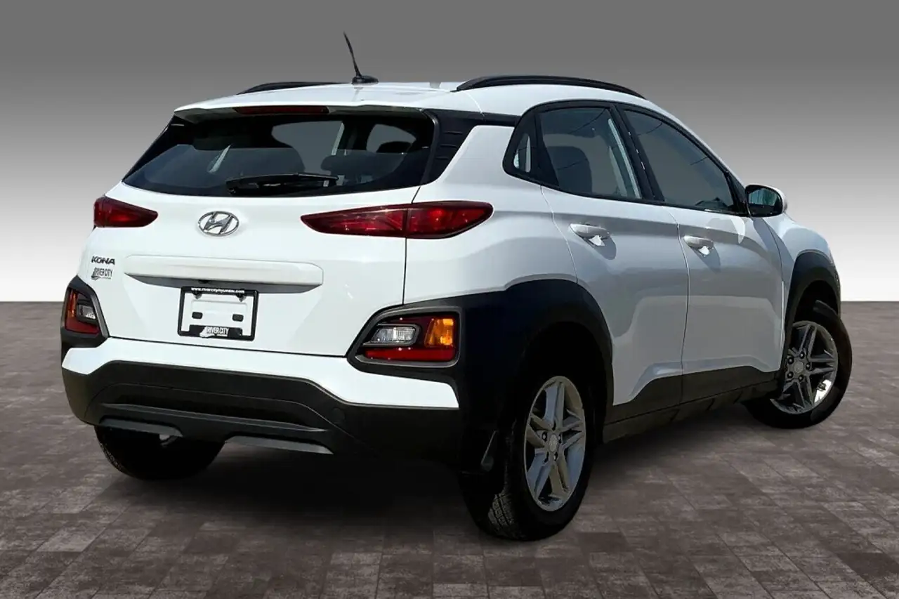 Hyundai KONA снимка Hyundai KONA