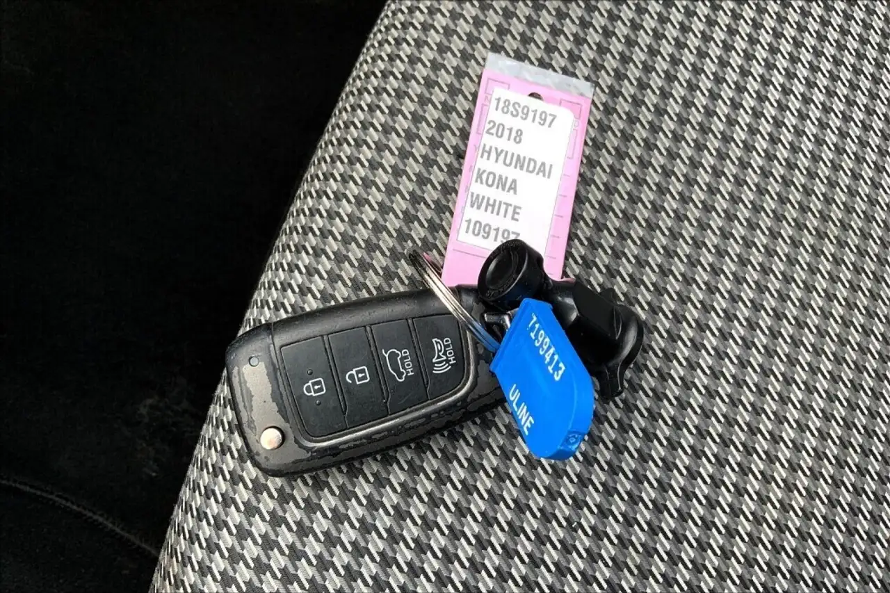 Hyundai KONA снимка Hyundai KONA