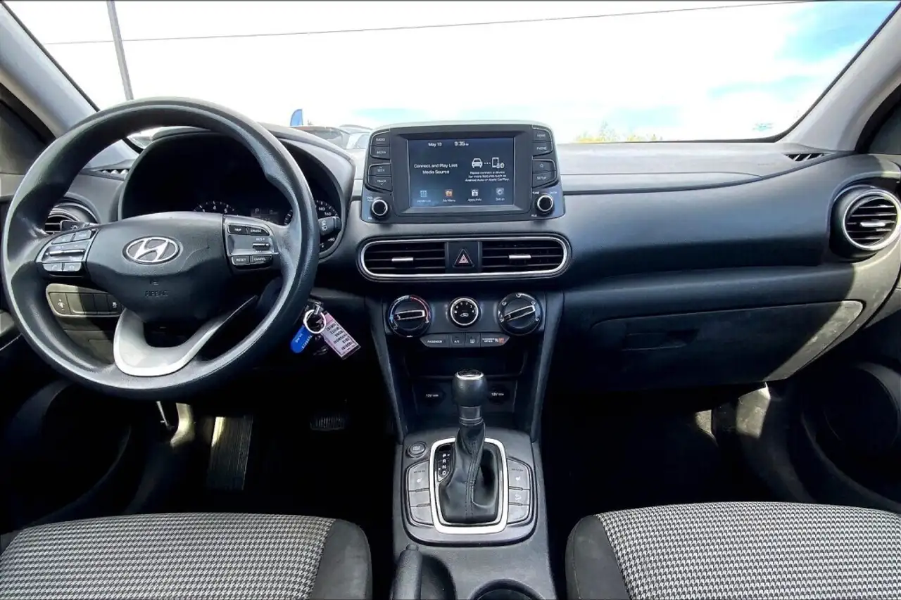 Hyundai KONA снимка Hyundai KONA