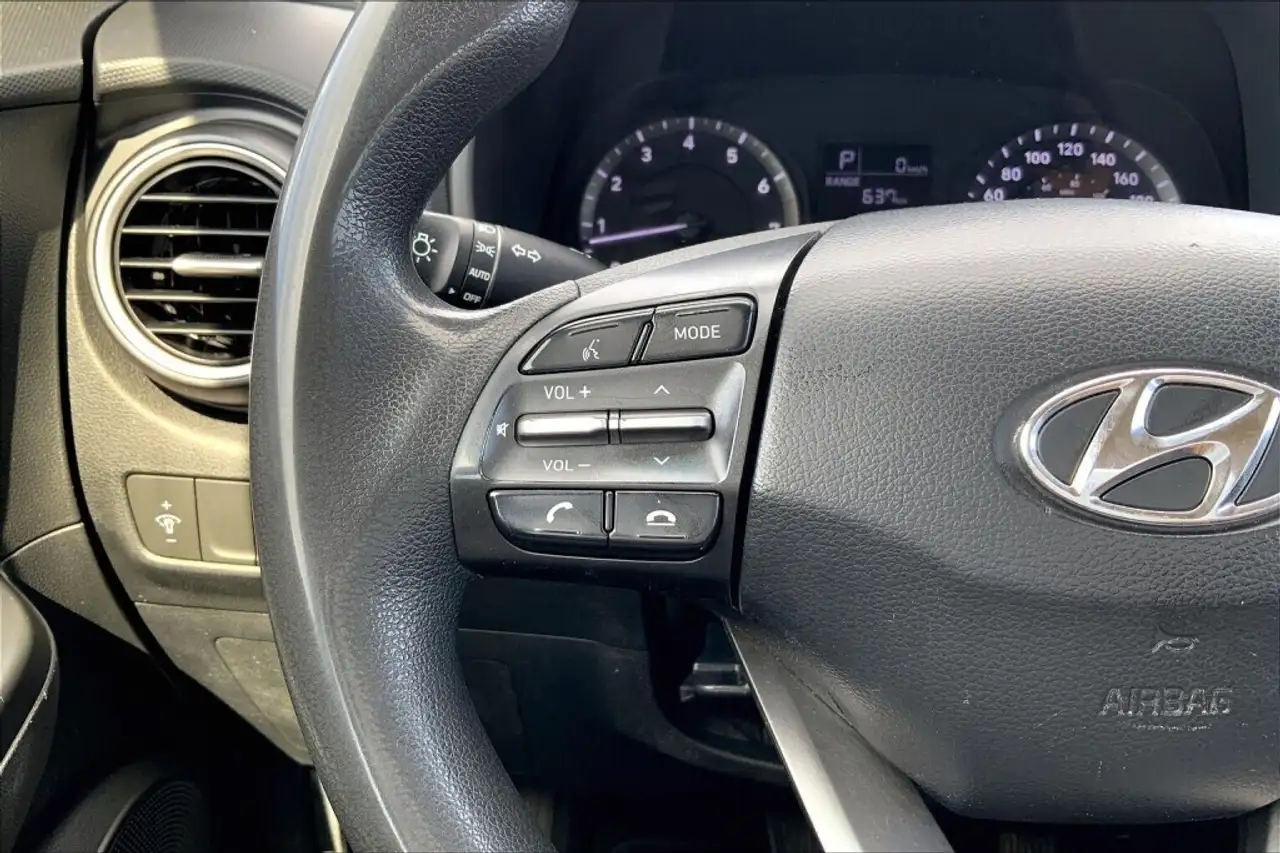 Hyundai KONA снимка Hyundai KONA