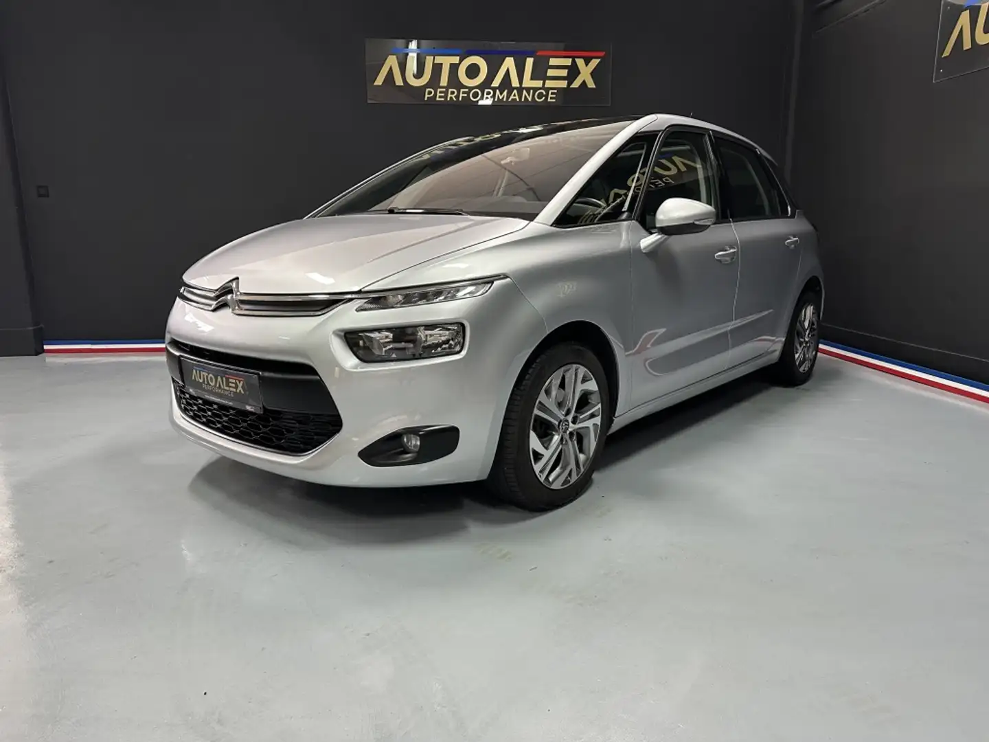Citroen C4 1.6e-HDI Shine ETG6 115 Grijs - 1