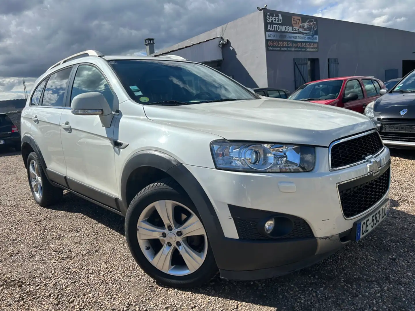 Chevrolet Captiva 2.2 VCDI LT Білий - 1