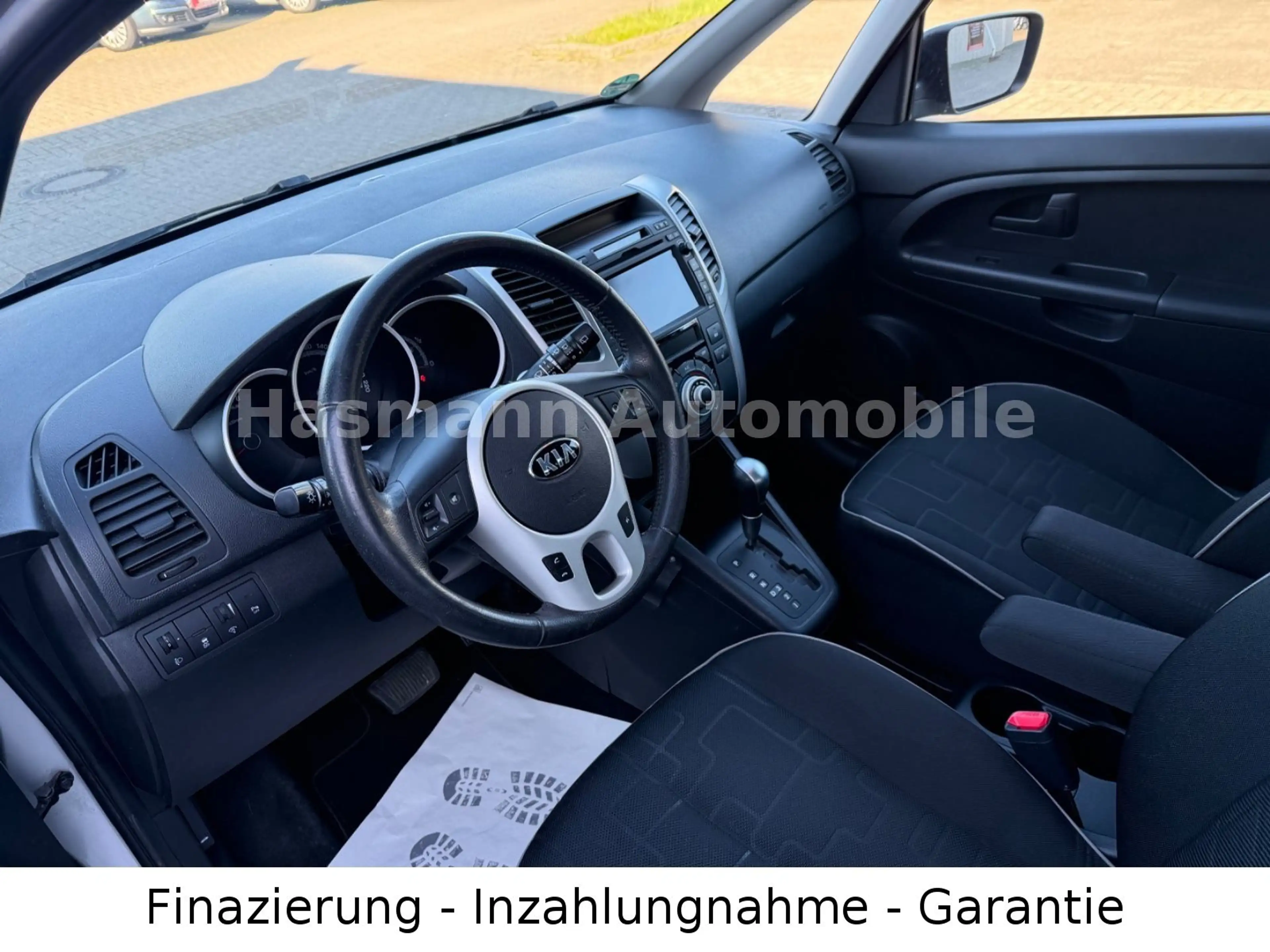 Kia Venga FIFA World Cup Edition*NAVI*KAMERA*AUTOMAT — photo 9