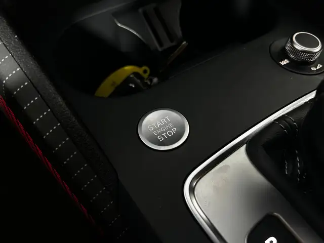 Audi Q2 view 23