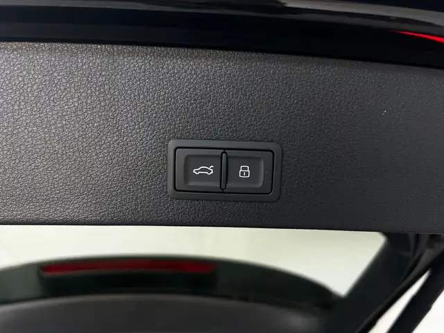 Audi Q2 view 9