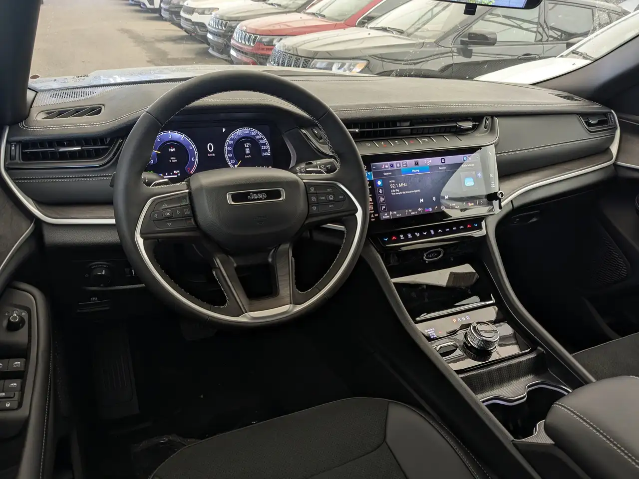 Jeep Grand Cherokee снимка Jeep Grand Cherokee