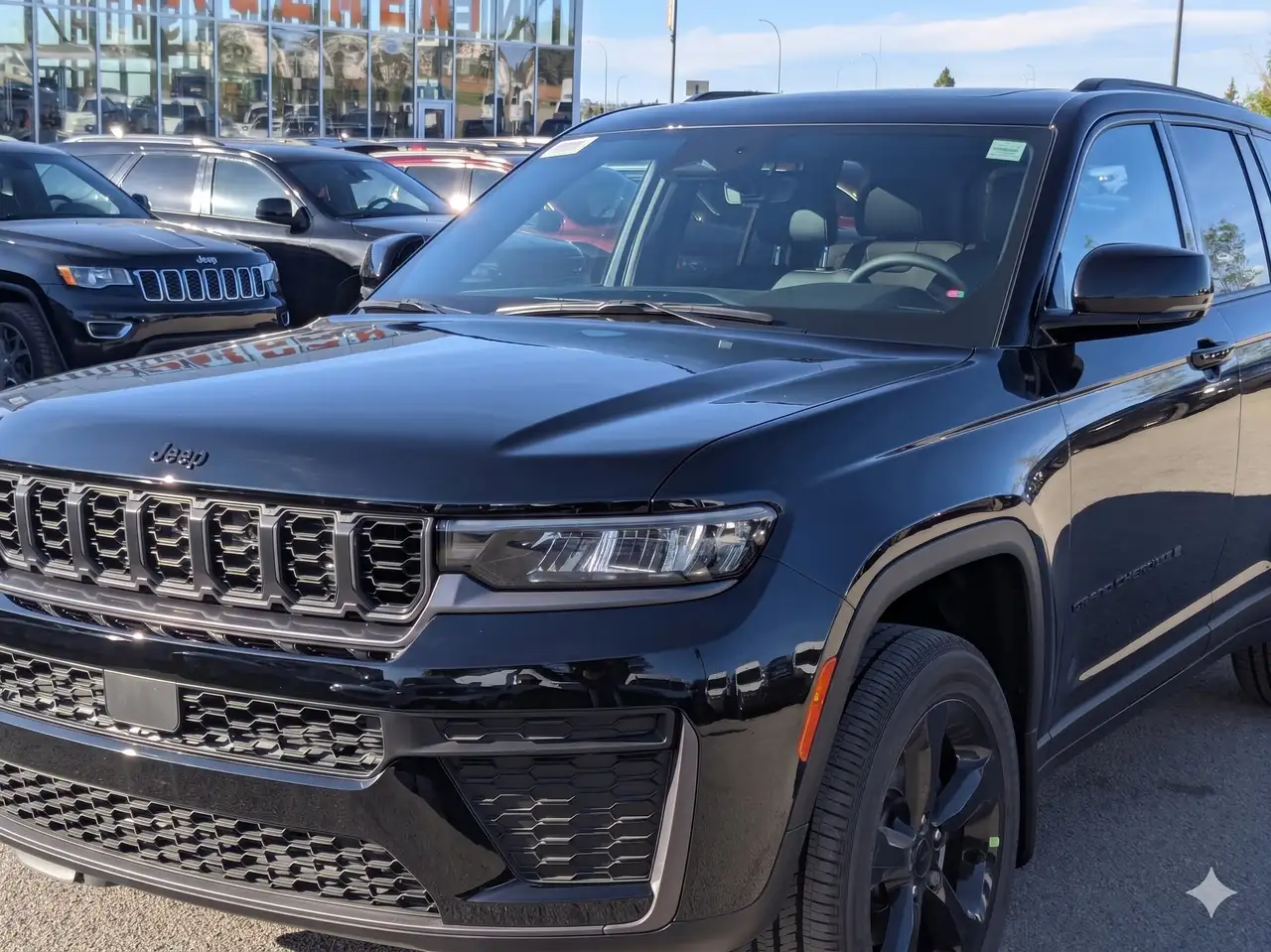 Jeep Grand Cherokee снимка Jeep Grand Cherokee