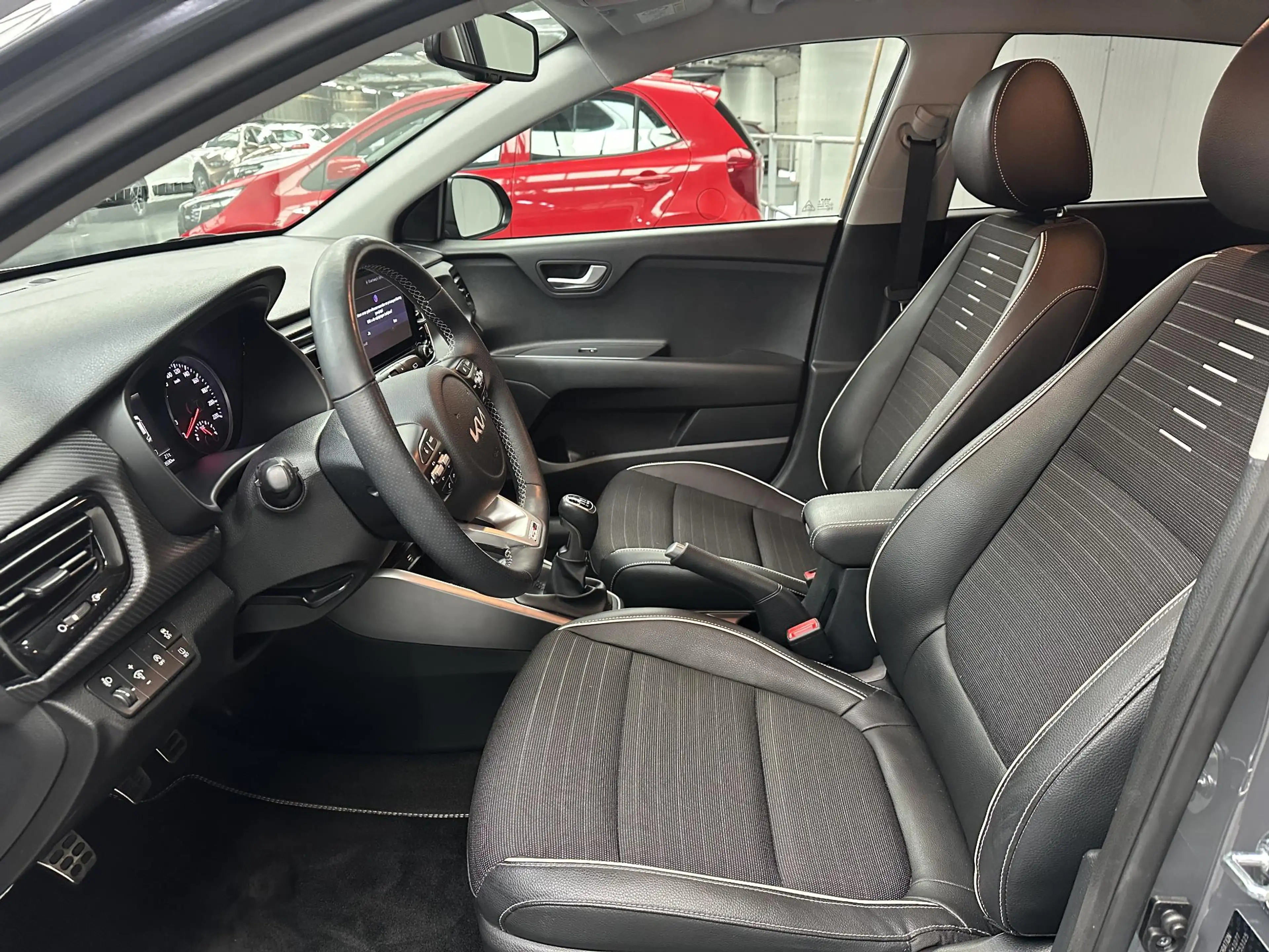 Kia Rio 1.0 T-GDi MHEV GT-Line 1e eigenaar, full option, 4 — photo 2