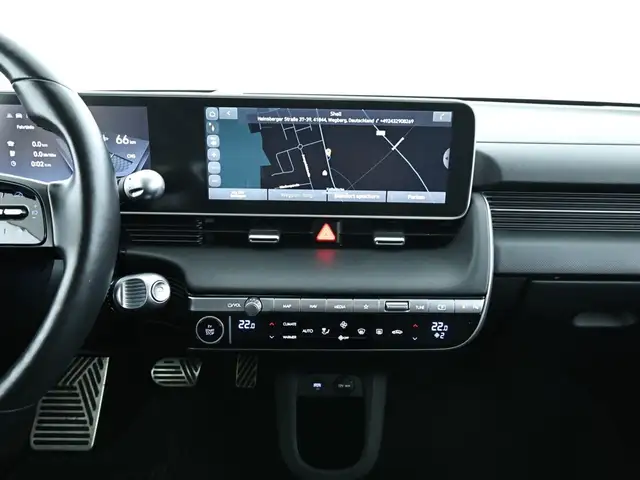 Hyundai IONIQ 5 view 11