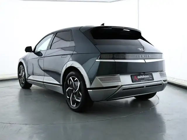 Hyundai IONIQ 5 view 4