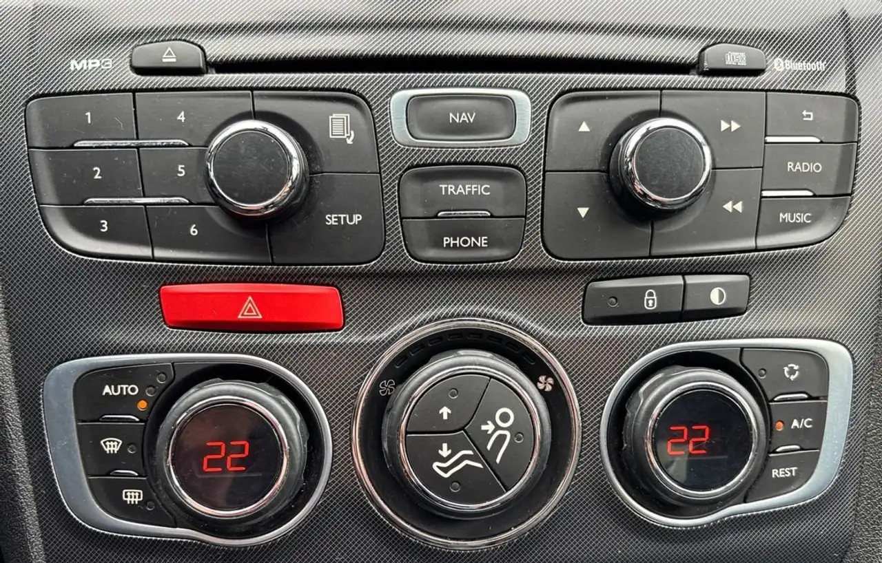 Citroen C4 Berline — photo 23