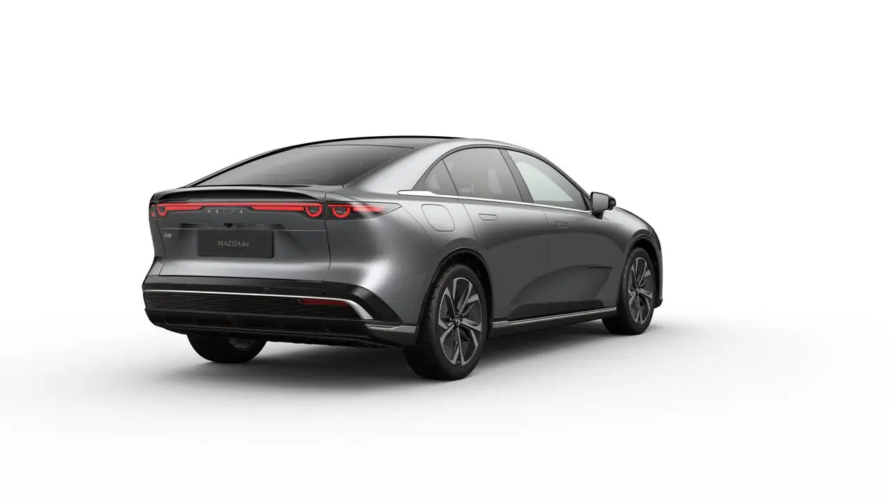 Mazda 6e 2026