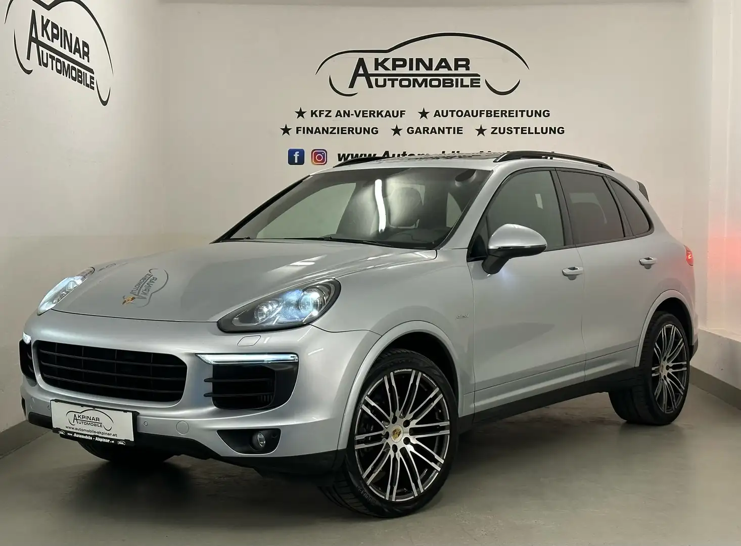 Porsche Cayenne Platinum Edition 3,0 Aut. PANO- LED -TOTWINKEL Grau - 1