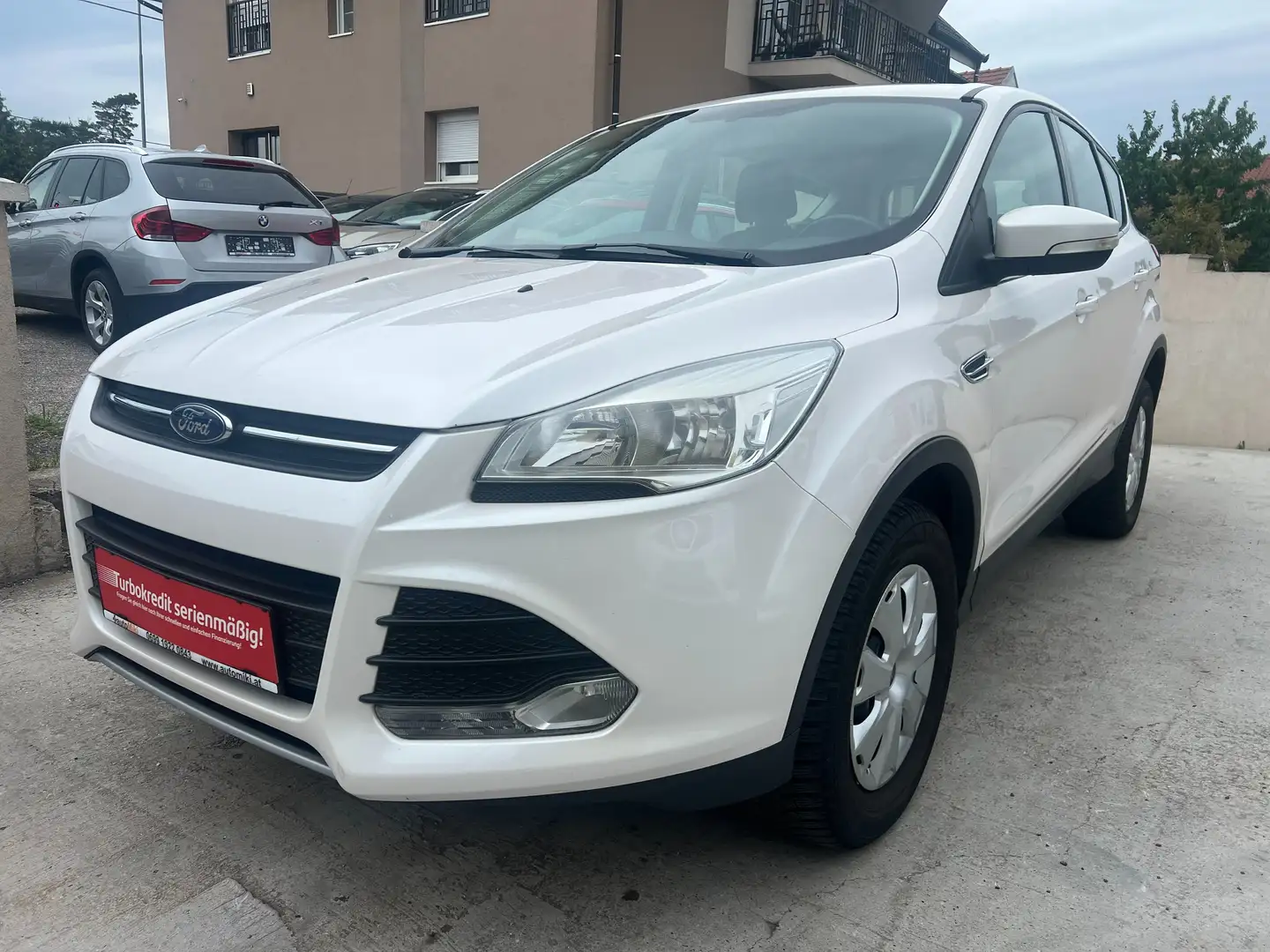 Ford Kuga 2,0 TDCi Trend 4x4 Aut. Blanc - 1