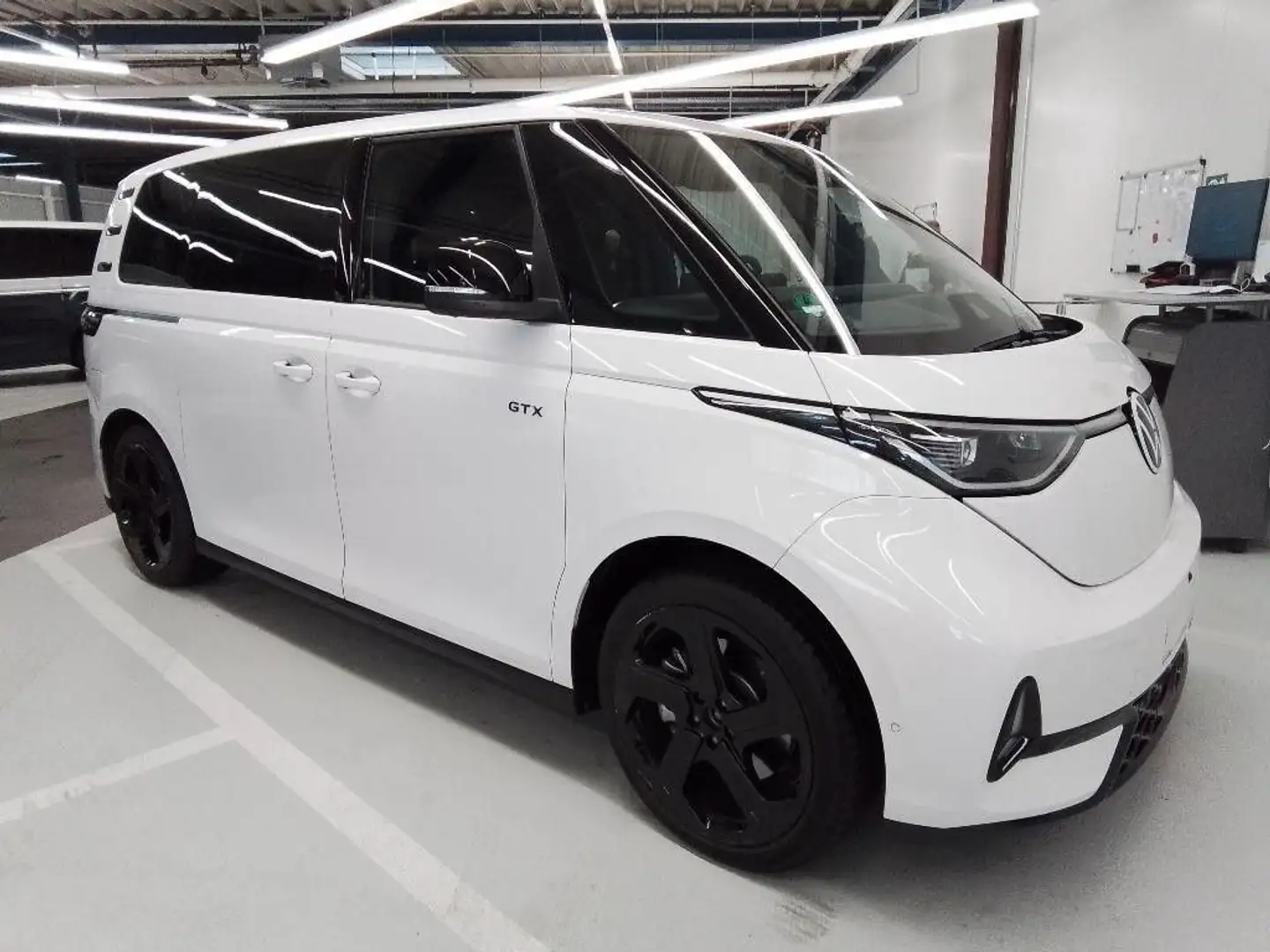 Volkswagen ID. Buzz GTX 4MOTION AHK ACC HUD H/K 360° Memory Blanco - 2