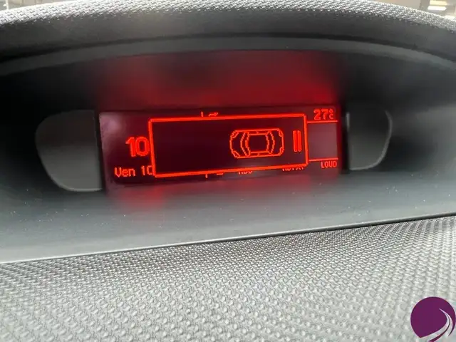 Peugeot 308 view 15