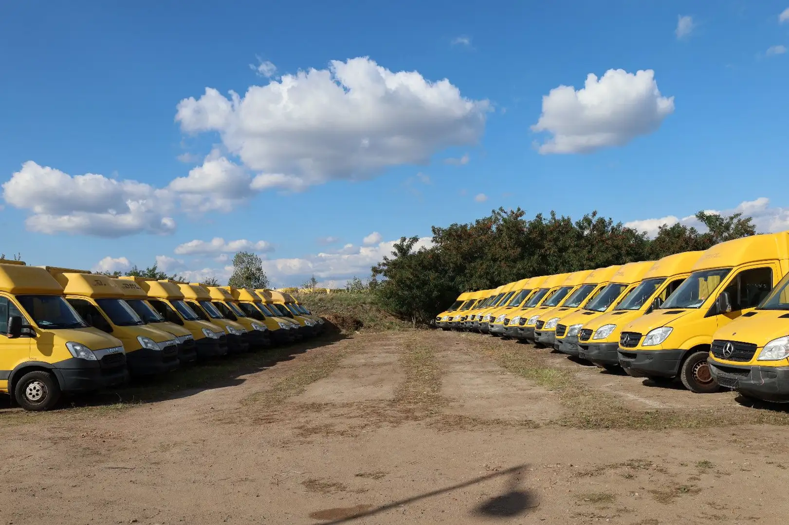 Iveco IS35SI2AA Daily/ Regalsystem/Luftfeder/1. Hand Jaune - 1