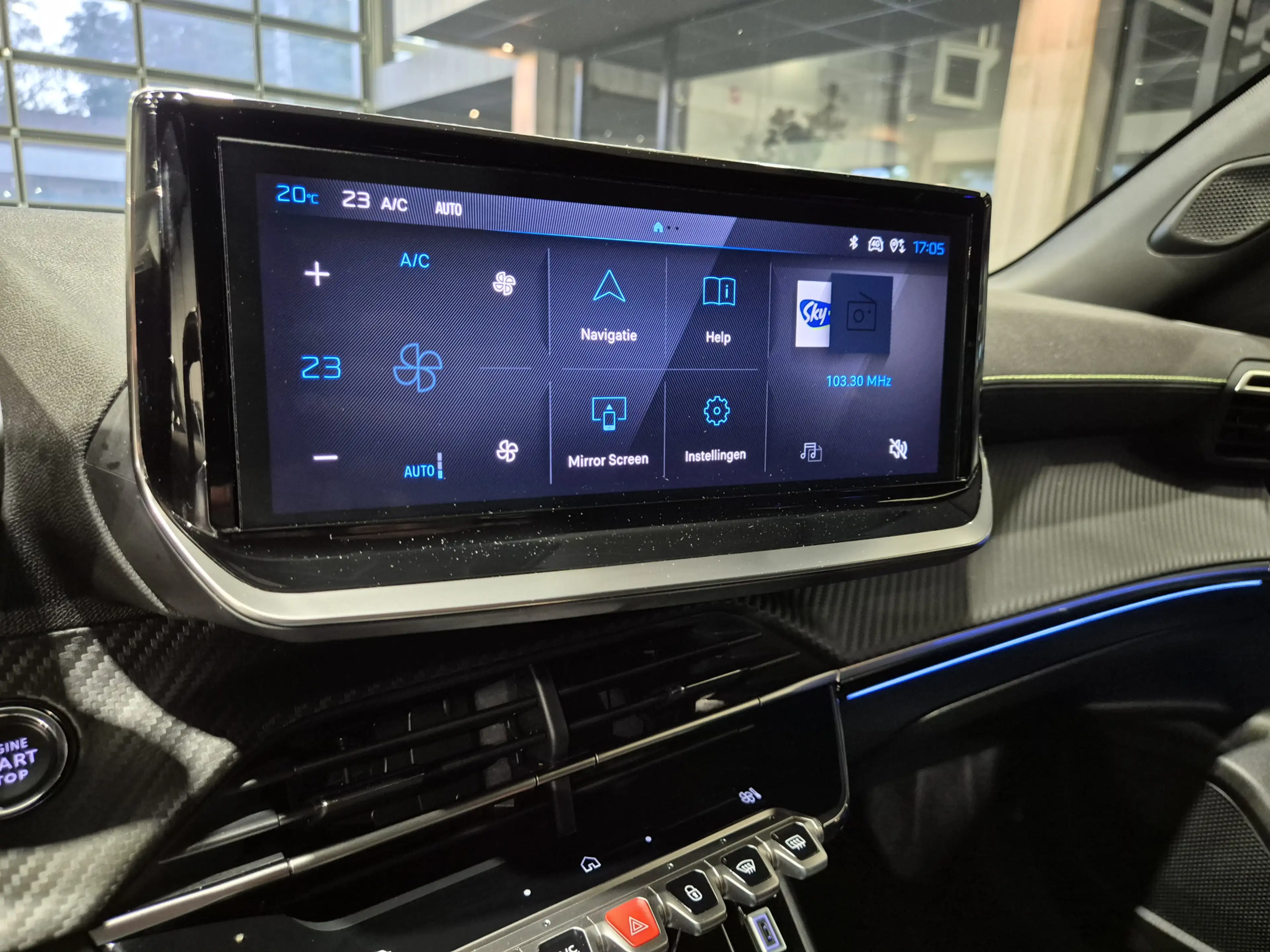 Peugeot 2008 1.2 Hybrid 145 GT 360 Camera | Groot Navi | Carpla — photo 8