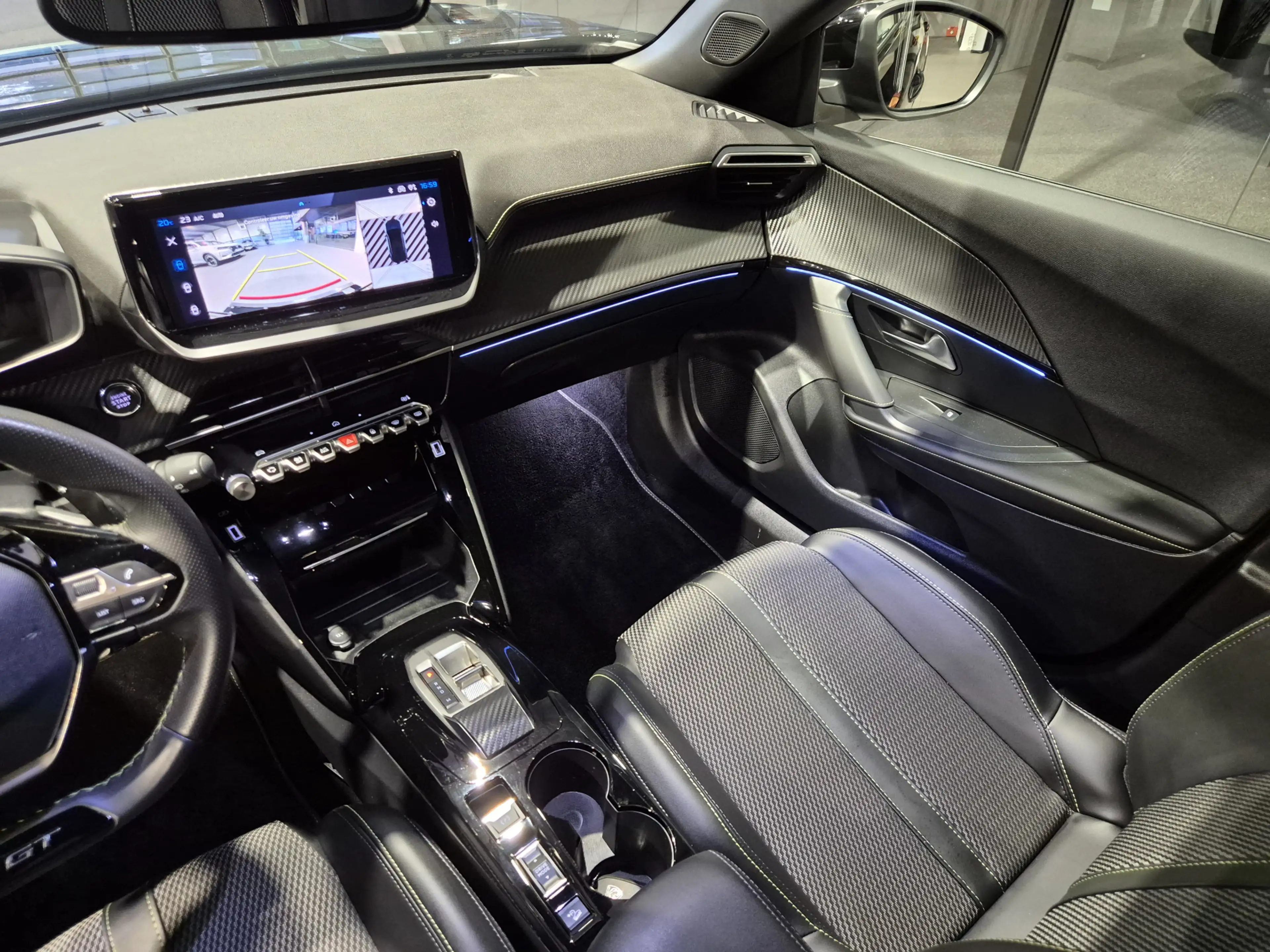 Peugeot 2008 1.2 Hybrid 145 GT 360 Camera | Groot Navi | Carpla — photo 5