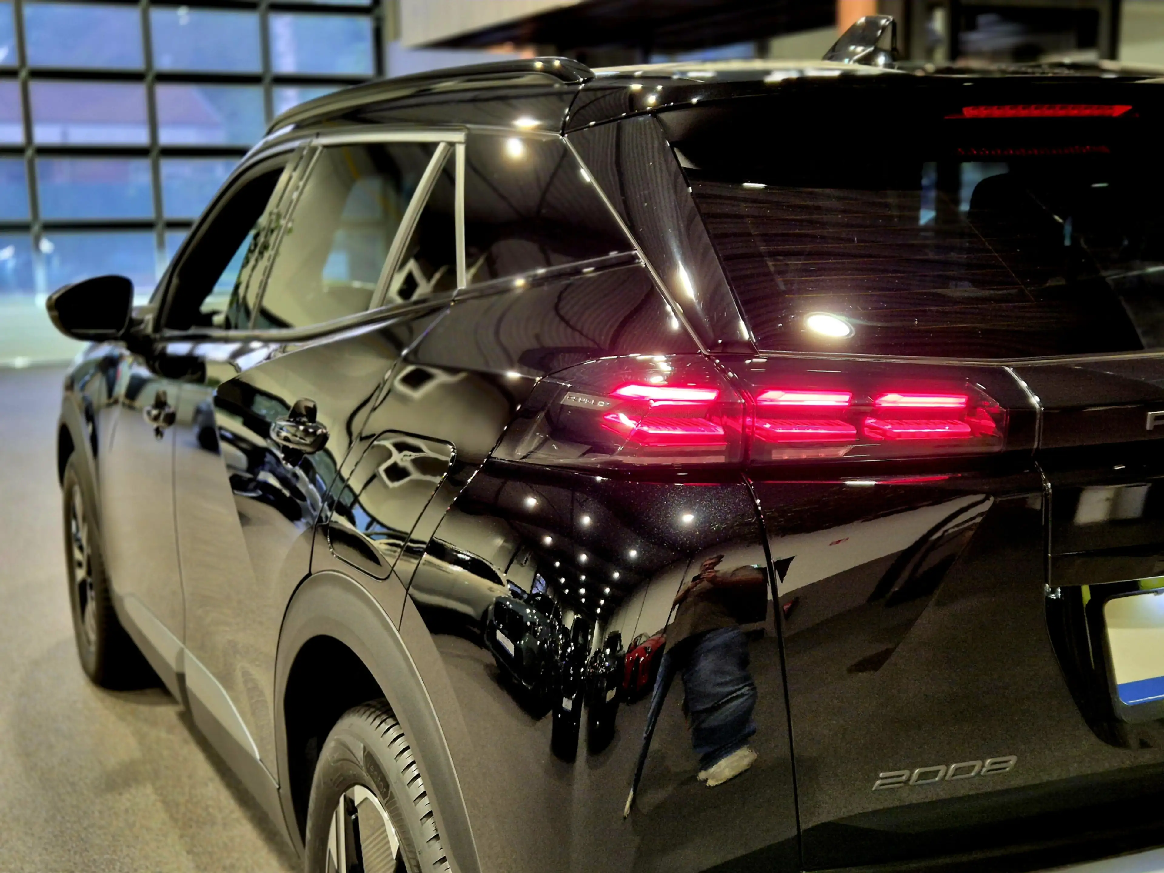 Peugeot 2008 1.2 Hybrid 145 GT 360 Camera | Groot Navi | Carpla — photo 15